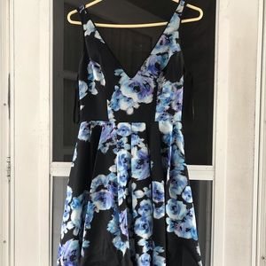 Bebe XS black and blue floral swing dress